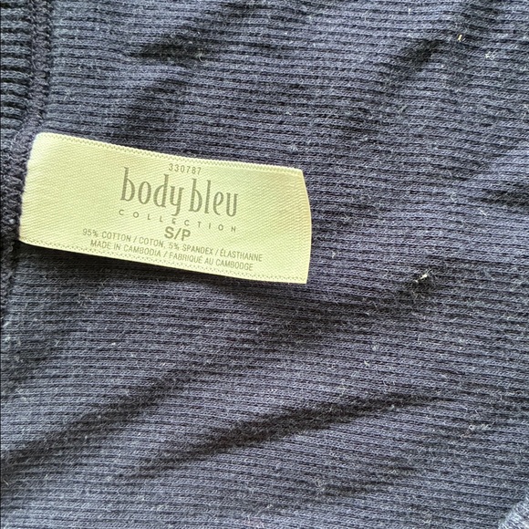 BodyBleu Navy Ribbed Tank Small - Picture 3 of 4